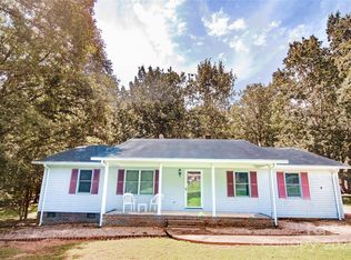 1410 Hickory Nut Ln, Lincolnton, NC 28092