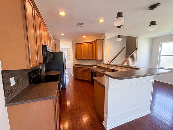2nd image of 9006 Parlor Dr