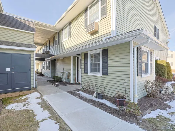 100 Hillside Drive #F10, Middletown, NY 10941