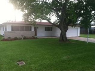 327 Martin Ave, Bridge City, TX 77611