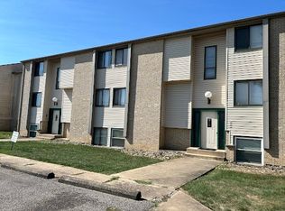 623 Lovers Ln #B-5, Steubenville, OH 43953