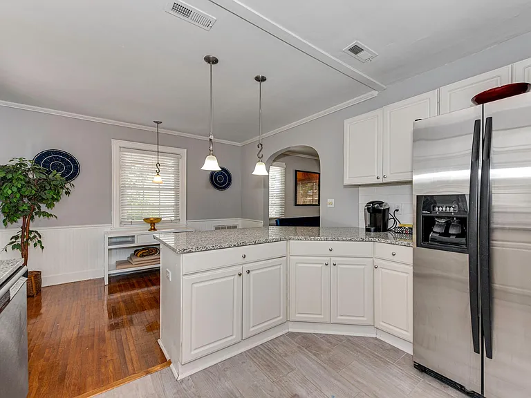 421 Keswick Ave — Photo 15