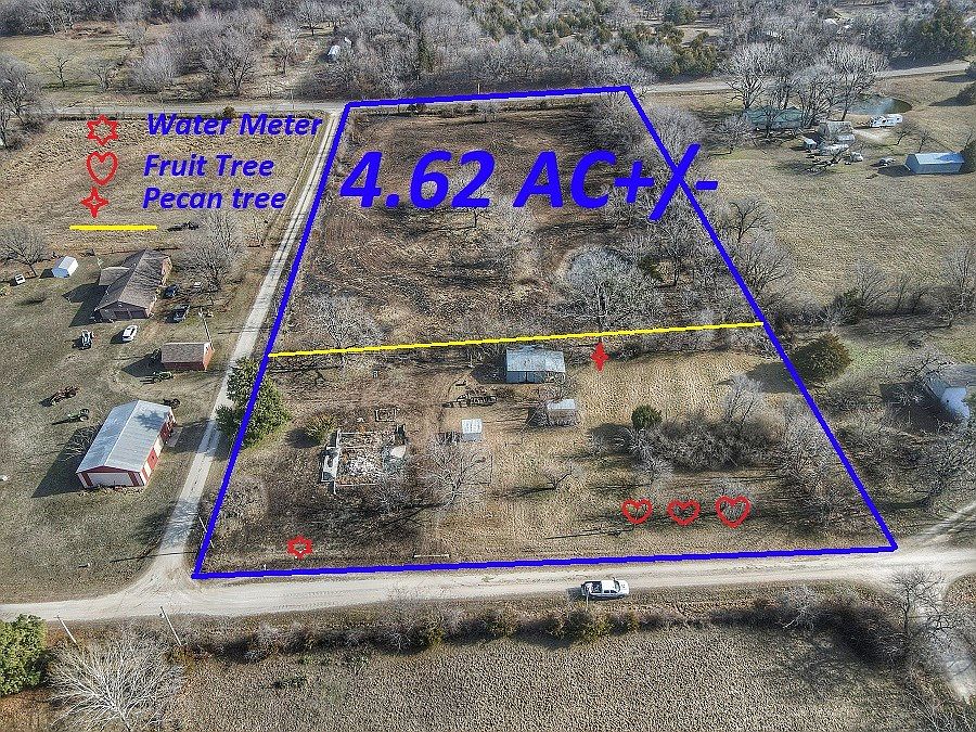1st image of 214 W Long St