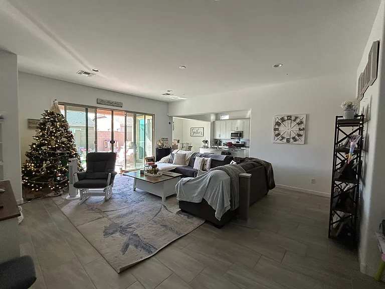 19609 W Monterey Way — Photo 9
