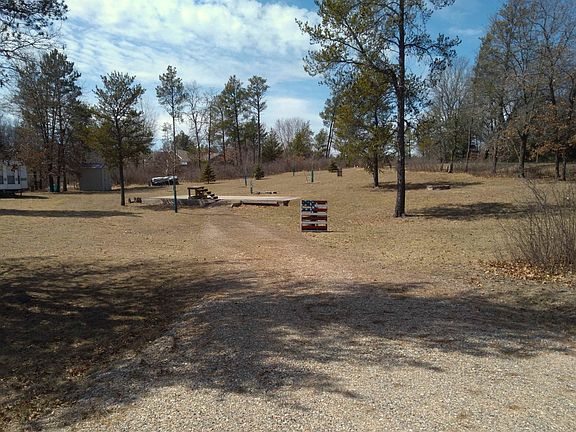 5th image of 277 Lincoln Ct