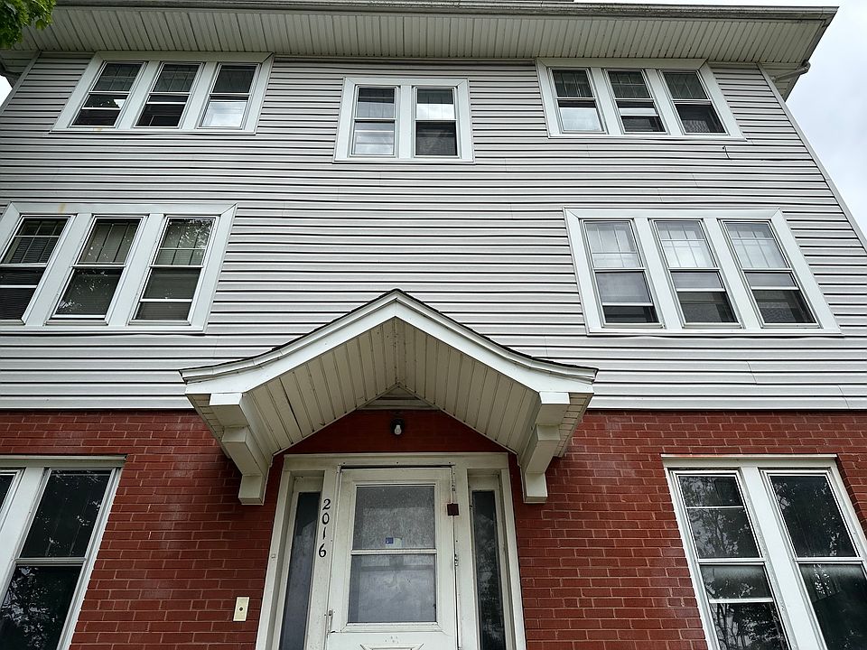 1st image of 2016 Kinzie Ave #1