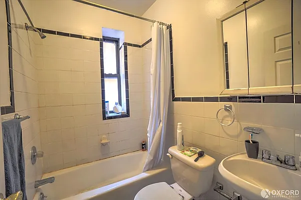 Rented by Oxford Property Group | media 42