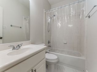 2412 Worthington St, Dallas, TX 75204