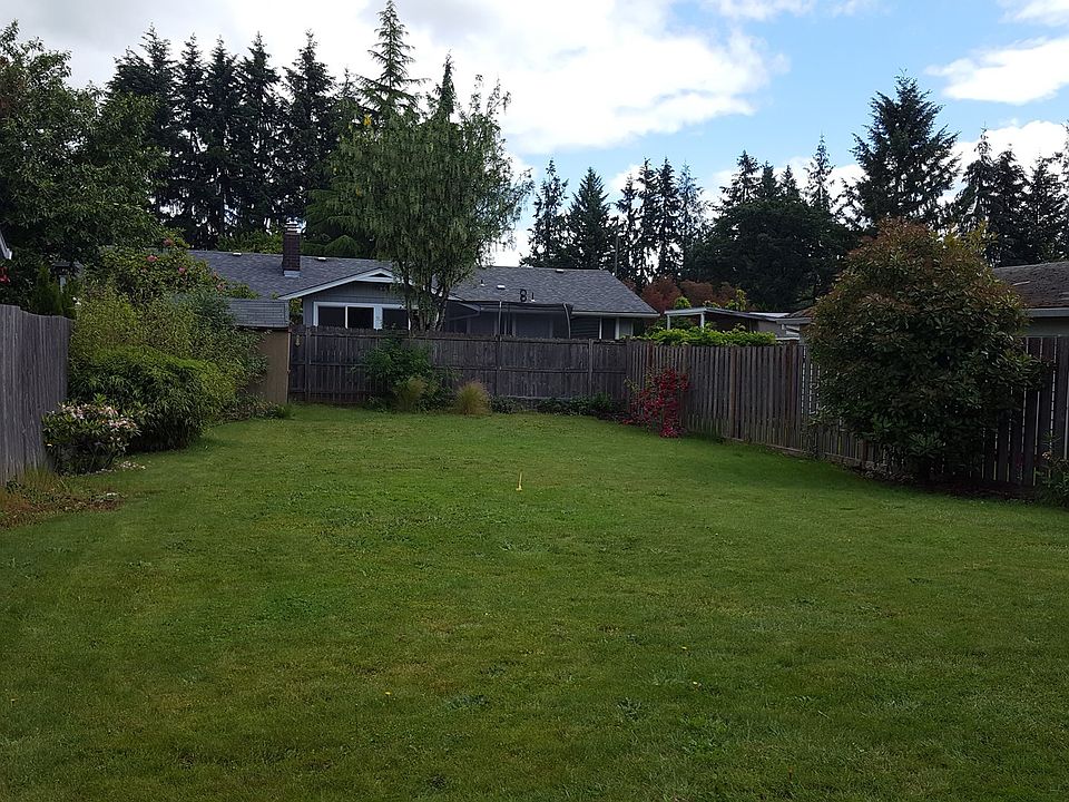 2nd image of 33881 Columbia Ave