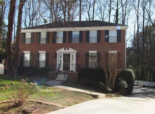 3491 Castlehill Ct, Tucker, GA 30084