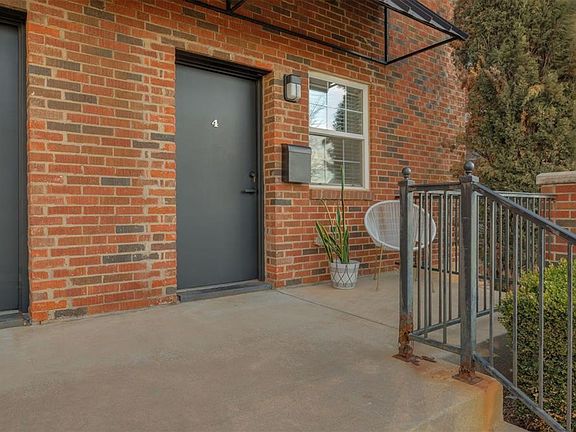 5th image of 1213 N Harvey Ave APT 4