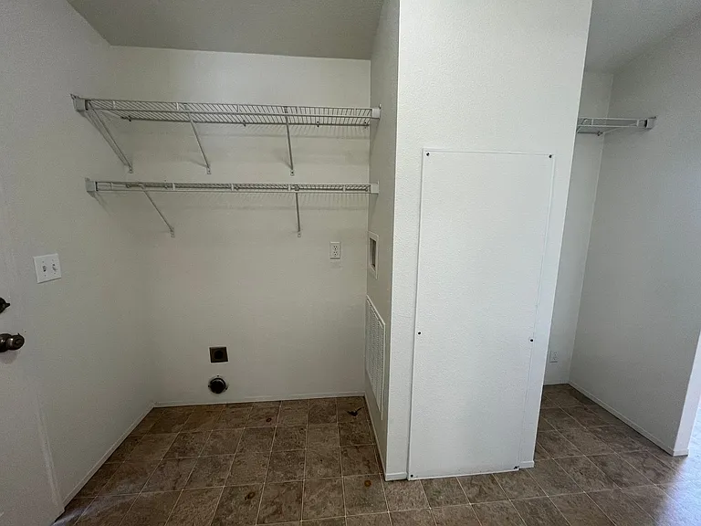 29426 Dane Ln — Photo 16