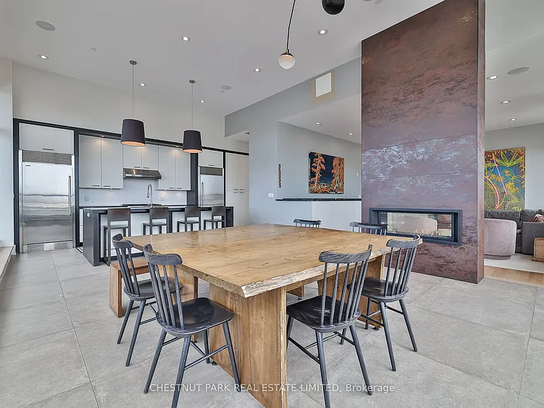 540 College St #Penthouse 2 — Photo 9