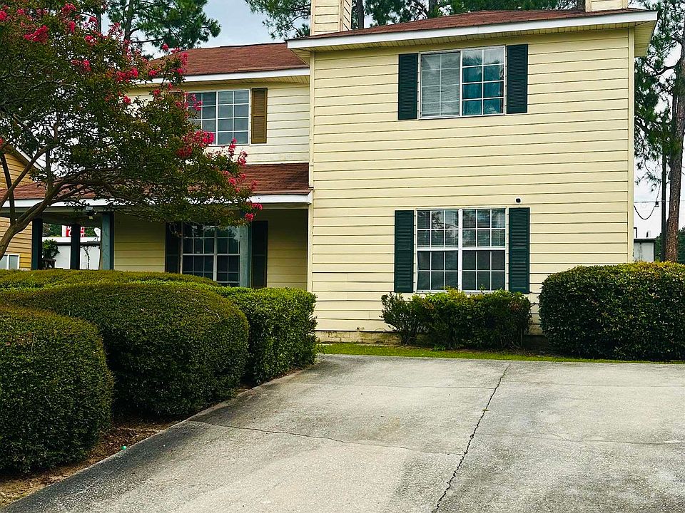 1st image of 1926 Green Oaks Rd #B