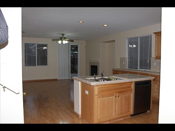 2nd image of 3908 Sierra Gold Dr
