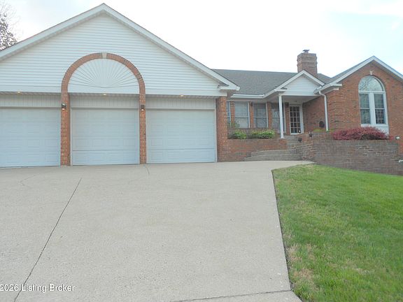 3rd image of 123 Westwind Trl