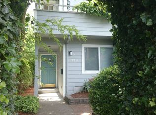 7711 17th Ave NW, Seattle, WA 98117