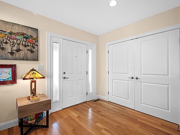 3rd image of 155 Green St #4