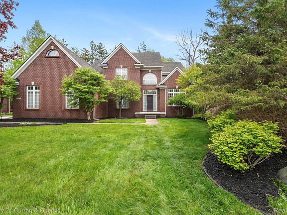 2nd image of 27852 Larson Ln