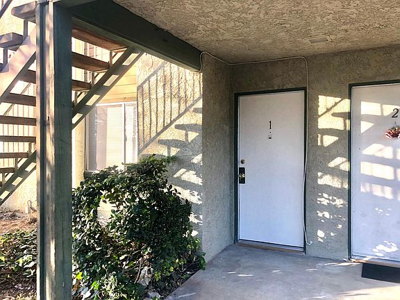 3rd image of 1341 E 9th St APT 1