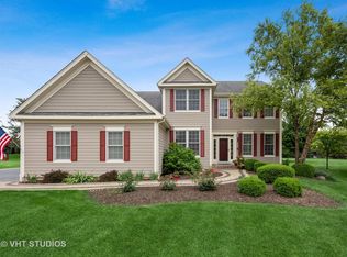 8510 Watson Cir, Crystal Lake, IL 60014