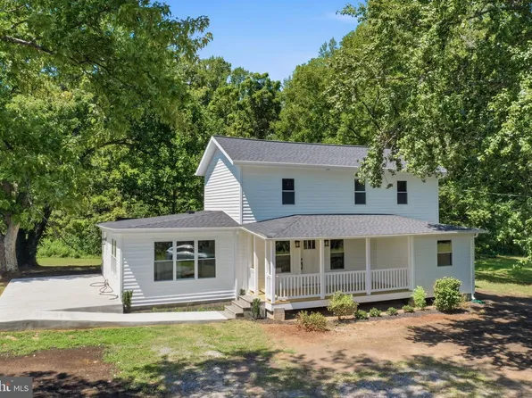2010 River Road Nck, Lancaster, VA 22503