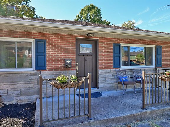 3rd image of 282 Saint Agnes Cir