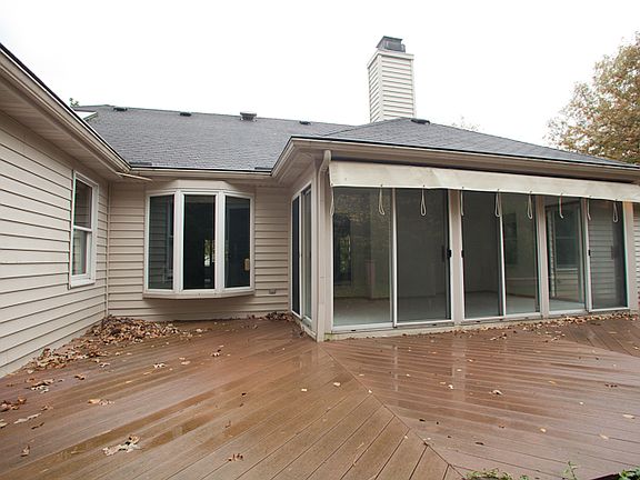 2nd image of 43 Colony Dr