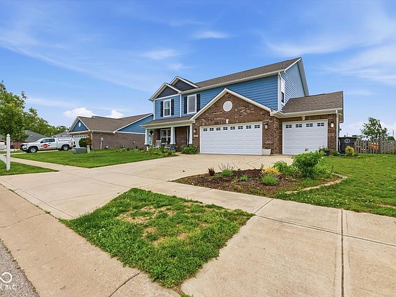 4th image of 1553 Bush Way