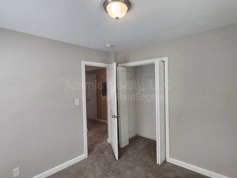 2043 Chicago Ave NW — Photo 14