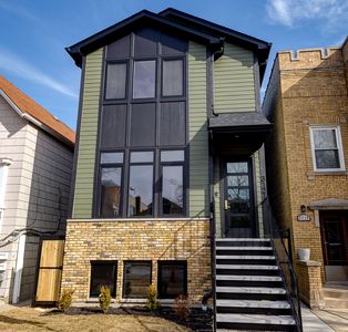 3721 N Whipple St, Chicago, IL, 60618