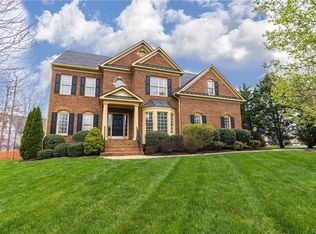 913 Kingham Dr, Midlothian, VA 23114