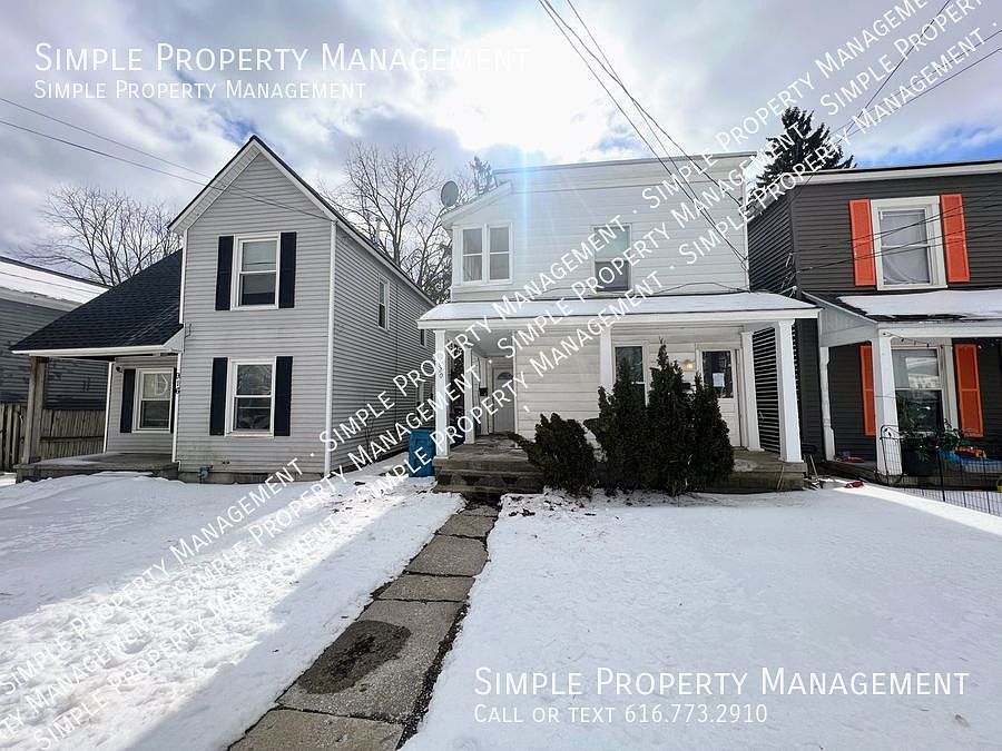 1st image of 920 4th St NW #2