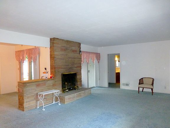 4th image of 3619 Honolulu Ave