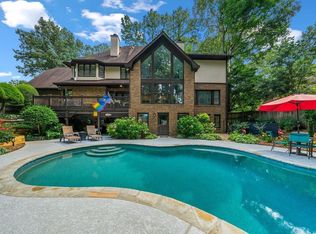 190 Grogans Lndg, Sandy Springs, GA 30350