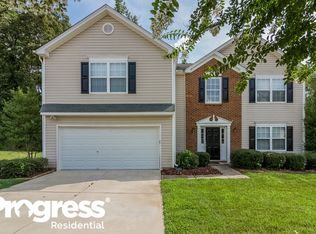 1410 Highfield Ct, Charlotte, NC 28216