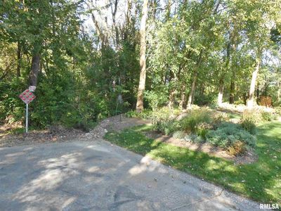 1022 Waverly Rd, Davenport, IA, 52804