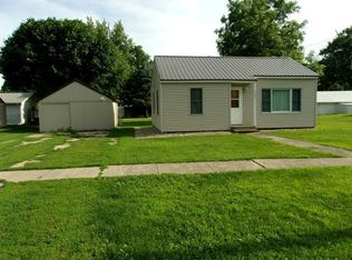 203 E Preston St, Stanwood, IA 52337