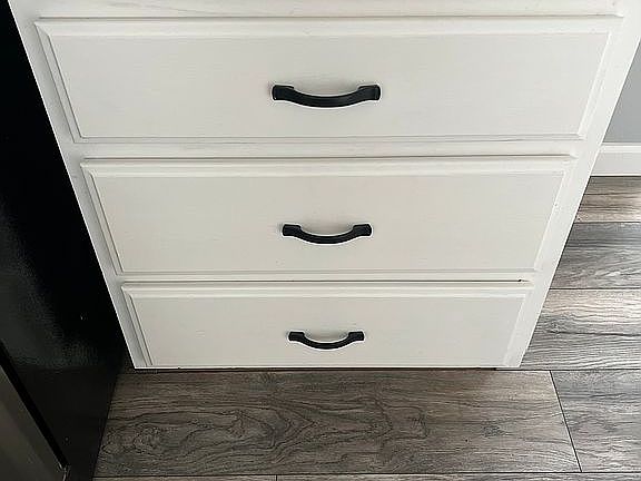 Kitchen drawers