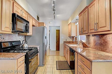 1st image of 1331 Burnham Ave