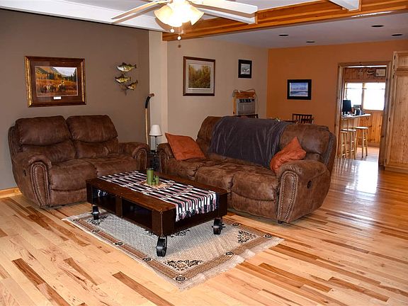 4th image of 1674 McMichael Rd