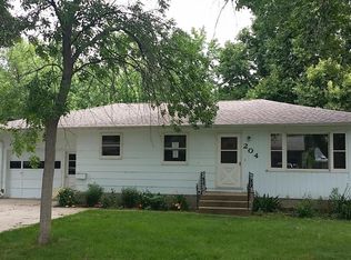 204 George St, Marshall, MN 56258