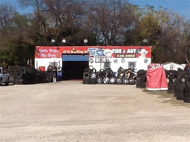 2nd image of 4712 E Mlk Blvd