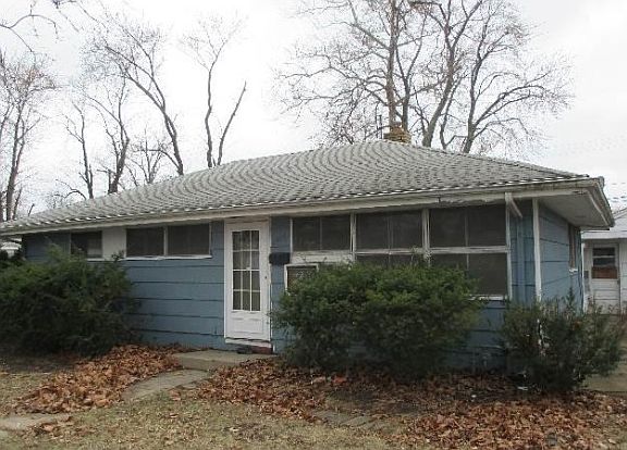 3rd image of 2919 N Renwood Ave