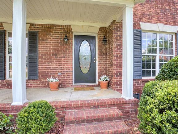2nd image of 304 Cimarron Place