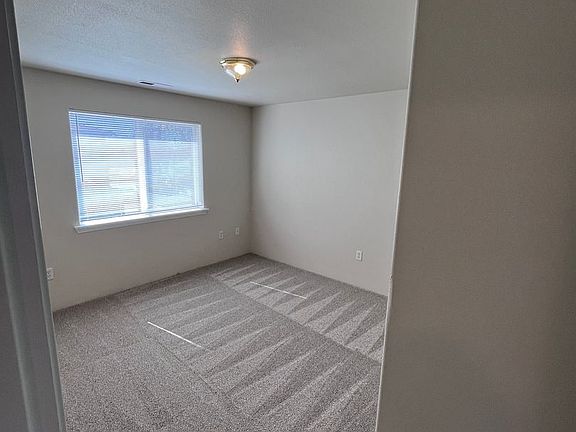 4th image of 209-213 Edwards St