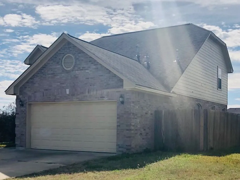 2498 Horse Shoe Dr