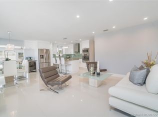 9320 SW 45th Ter, Miami, FL 33165