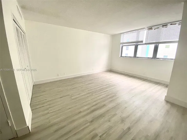 9225 Collins Ave #706 — Photo 17