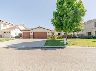 4542 Rosecliff Cir, Mather, CA